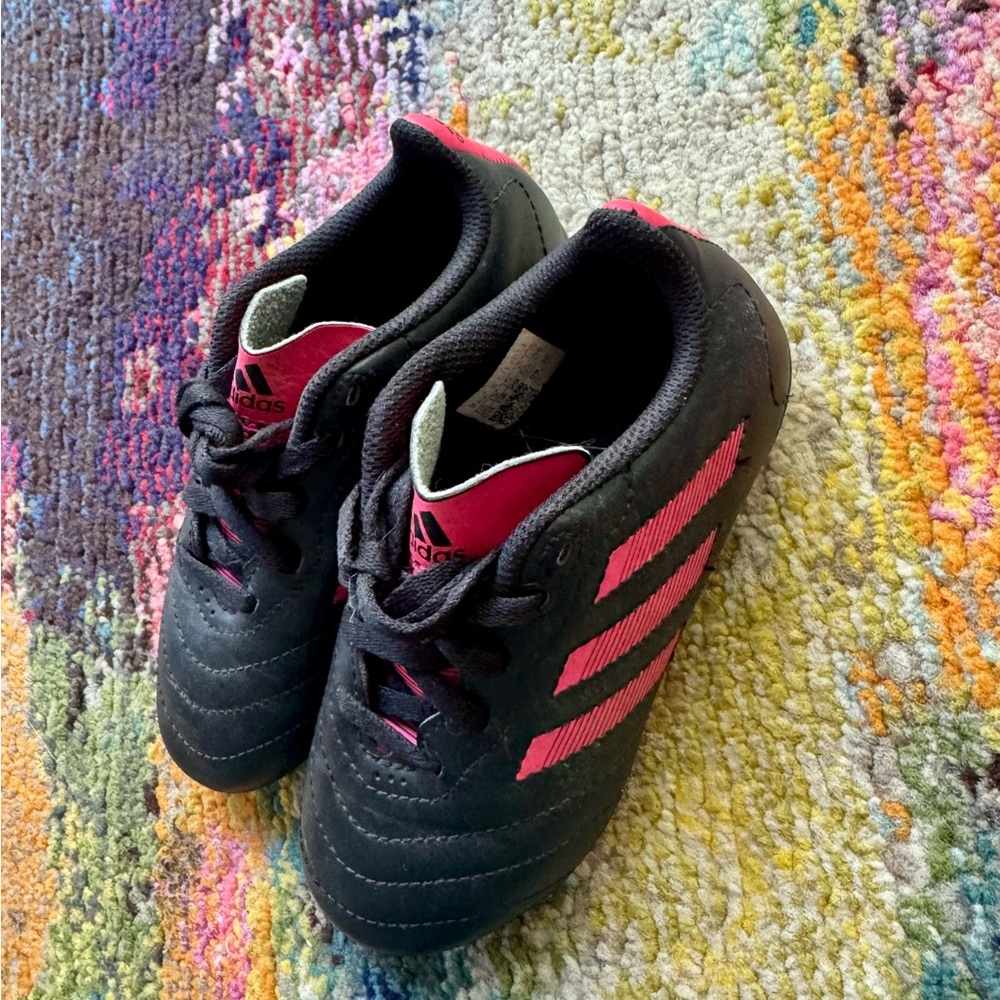 Adidas Kids Soccer Cleats Black with Pink Stripes size 11.5